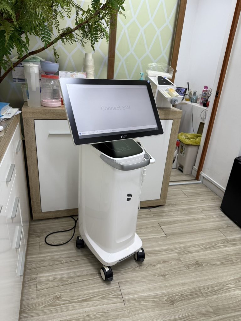 ありが歯科で使用している口腔内スキャナー